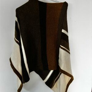 Elegant Brown and Cream Women's alpaca blend Poncho